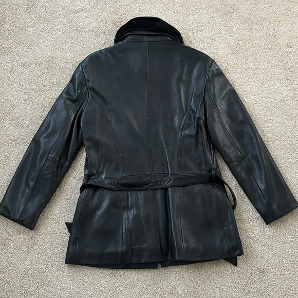 Leather jacket - Picture 4 of 6